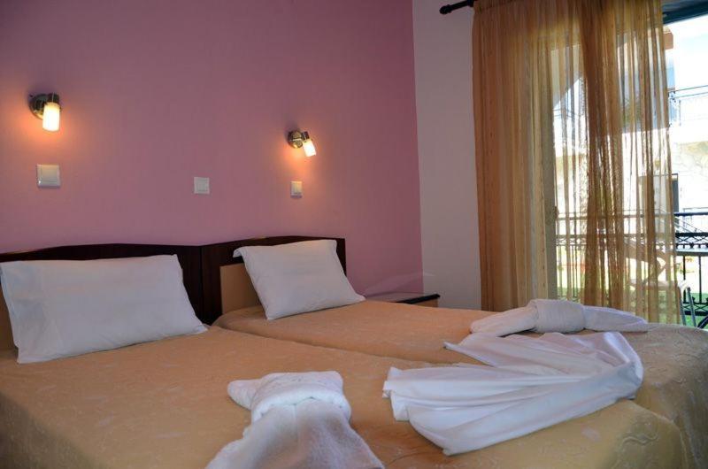 لايميناس Villa Elia الغرفة الصورة